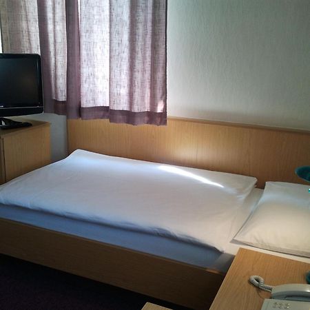 Gaestehaus Galant Esslingen am Neckar Ngoại thất bức ảnh